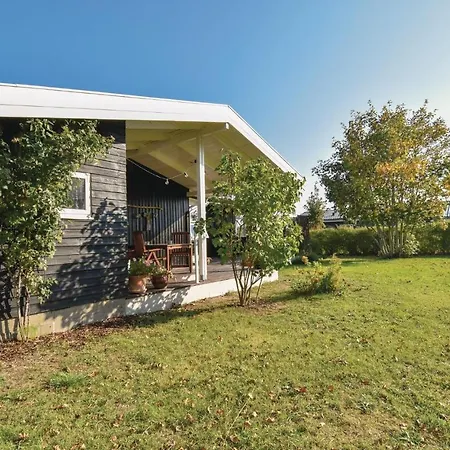 Three-bedroom Holiday In Ebberup